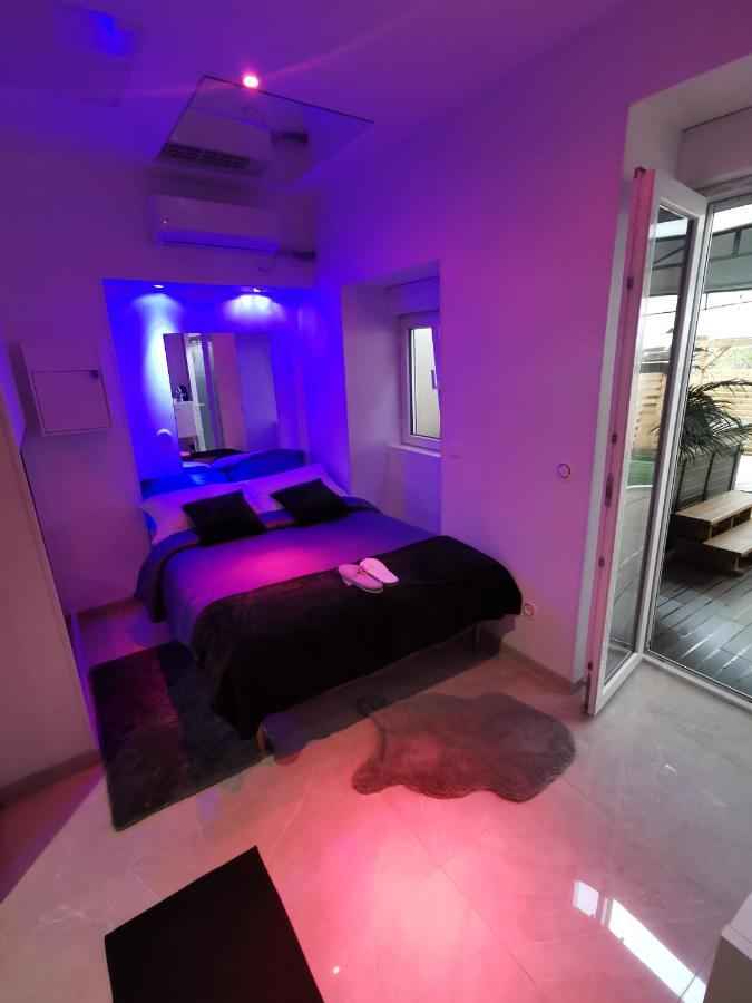 Lyon Superbe Jacuzzi Vue Sur Jardin Apartment Villeurbanne Ngoại thất bức ảnh
